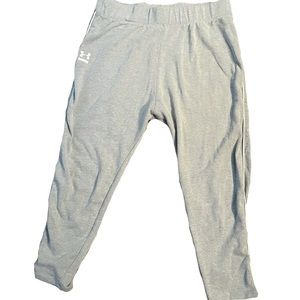 Under amour Capri sweat pants size large